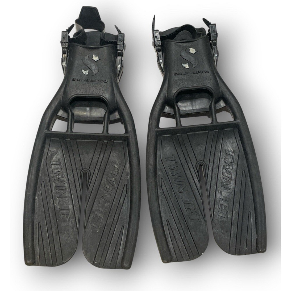 Scubapro Twin Jet Max Split Fins Medium Open Heel Black Dive Fins Made in U.S.A
